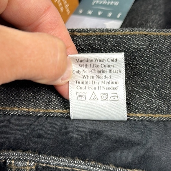 Coldwater Creek Natural Waist Bootcut Leg Jeans Size 10 Petite NWT - Picture 12 of 12